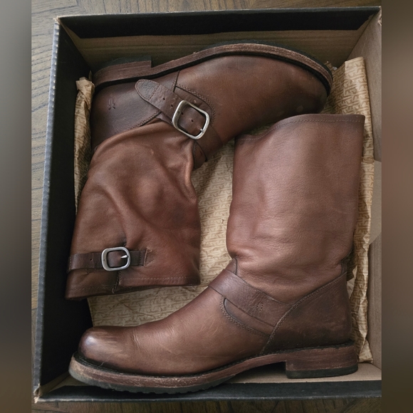FRYE Veronica Short Stone 10M Vintage Leather Taupe Brown Moto Boots
